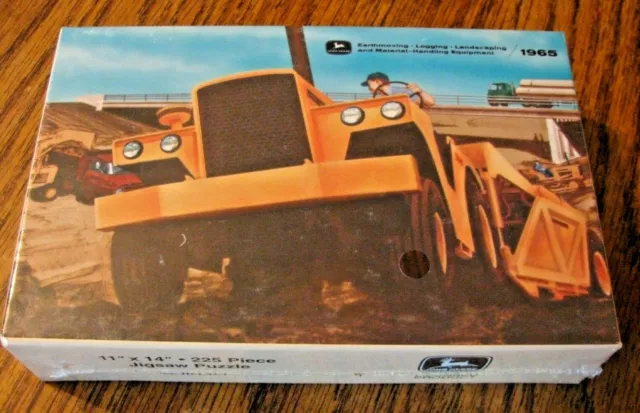 *John Deere 5010 Scraper Tractor Jigsaw Puzzle 1965 Illustration jd Putt-Putt