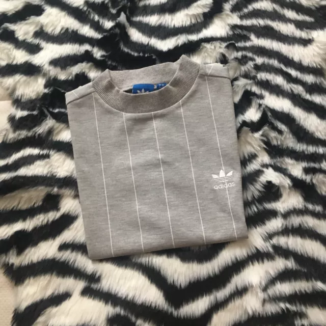 Top Gris Adidas Taille XS Rayures