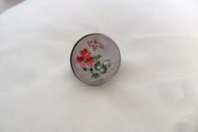 großer Damen Ring - Glas Cabochon - creme, Blüten  - Gr. 17 verstellbar - NEU