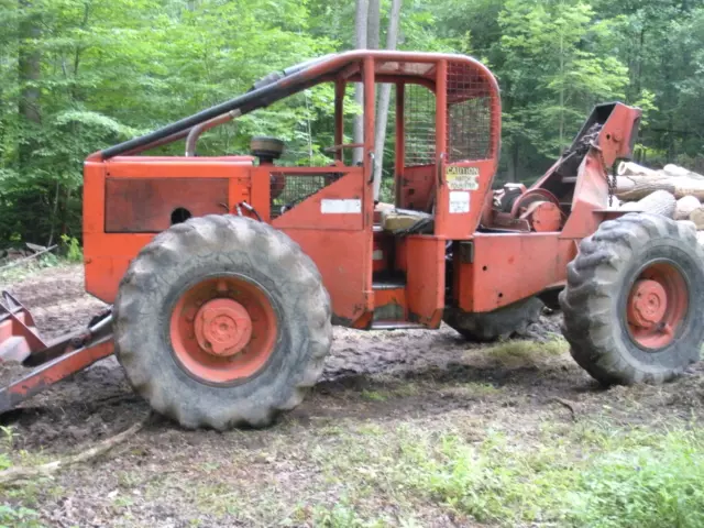 TIMBERJACK 230 Log SKIDDER / Rare Wide Frame SKIDDER / Fresh Rebuilt Motor 3