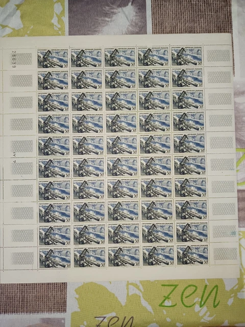 TIMBRES FRANCE FEUILLE N° 420 Monument aux jeunes x 25 de 1939 N**/MNH