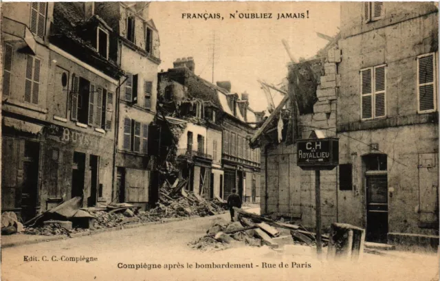 CPA AK Militaire COMPIEGNE apres le bombardement (361659)