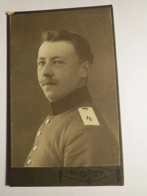 Soldat in Uniform - Regiment Nr. 4 - Portrait /  CDV