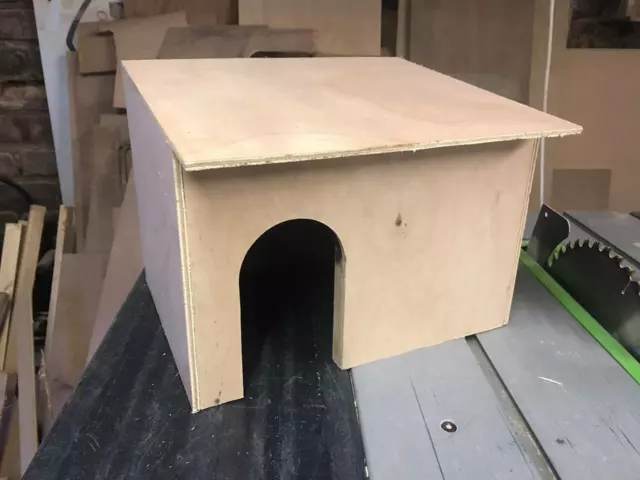 small wooden house for guinea pig quail rat hideaway shelter small animal