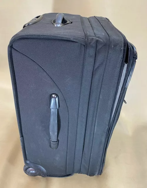 Used Tumi 24" Upright Wheeled Exp Short Trip Suitcase 22024D4 & 19” Exp Brief 11