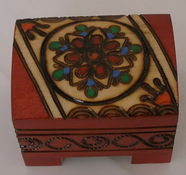 Lackkunst, Lackdose aus Holz! Schmuckdose.Handgemalt, handgemacht! Geschenkidee!