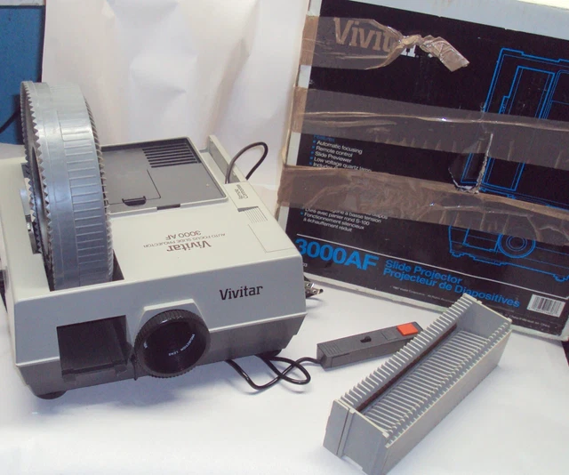 VIVITAR AUTO FOCUS Slice Projector 3000AF w/SLIDE TRAYS Tested