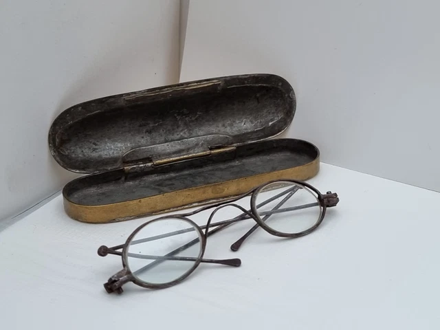Antique Glasses with a Beautiful Engraved Metal Case. Swedish Late 1800s.