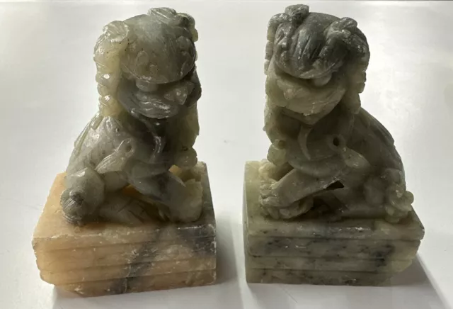 Vintage Antique Chinese Marble Carved Pair of Fu / Foo Dog Statues Lion Guardian