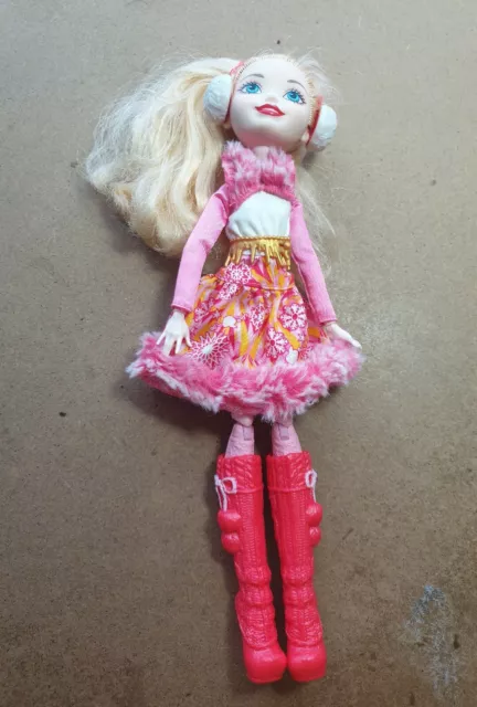 Ever After High Doll - Apple White Epic Winter Doll.