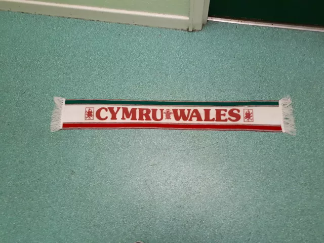Vintage Wales Football Supporters Scarf