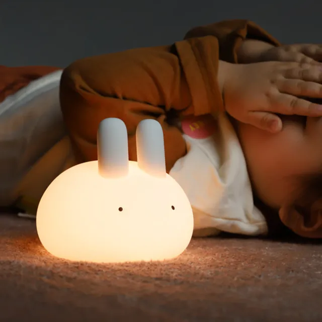 Lámpara de cabecera LED recargable decorativa de dibujos animados conejo