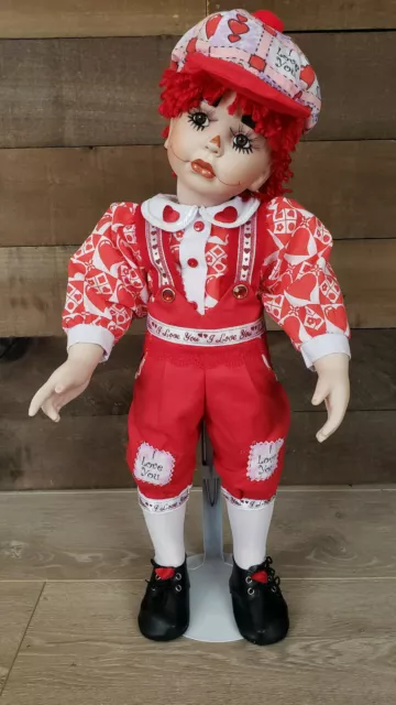 Rare VTG Paradise Galleries Treasury Collection Porcelain Doll NEW w/stand. 19"
