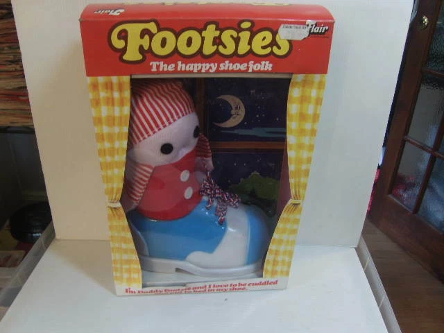 Footsies – The Happy Shoe Folk – Daddy Footsie in Box Flair Toys 1978 doll toy