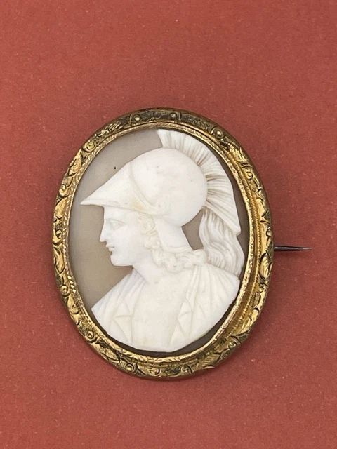Broche De Revers En Métal Doré Signée Bernard Prioul Paris - Années 1970, Vintage