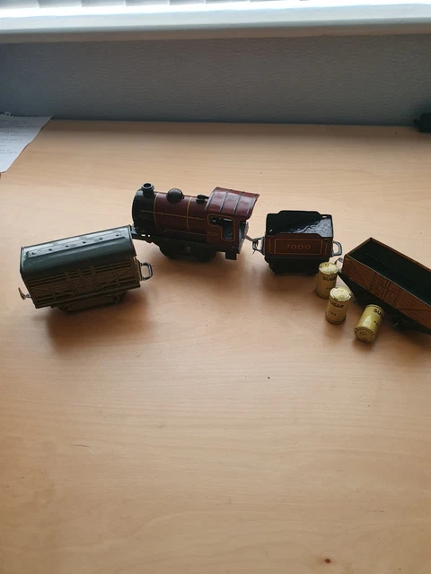 Timtie 0 Train VINTAGE 0 GAUGE Tin Plate Train And Carriages 0.00 - PicClick UK