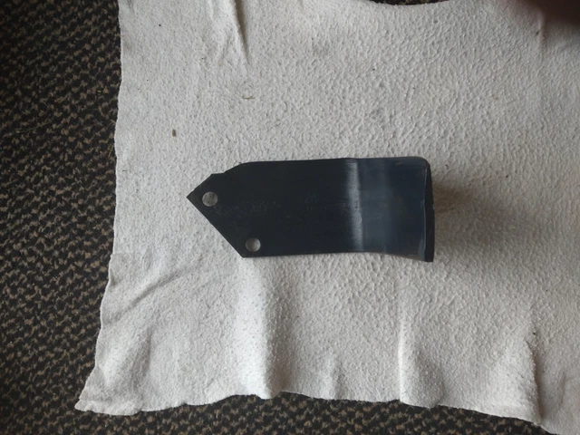Fräsmesser rechts = Winkelmesser für Howard 3900 R Fräsmesser rechts = Winkelmesser für Howard 3900 R