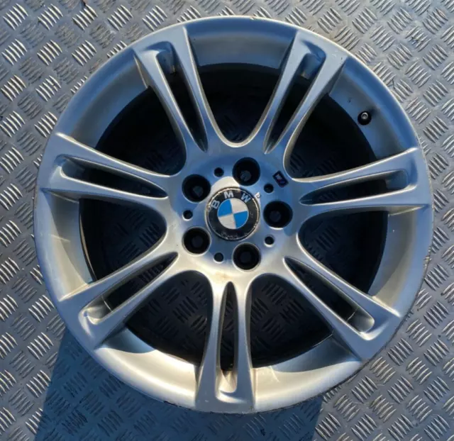 BMW 5 Serie F10 F11 Licht Alu R18 18 " 18 Inch 9 J ET30 Rad Felge 7842651