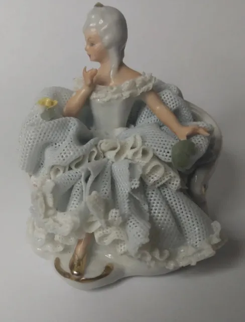 Sandizell Hoffner German Porcelain Lady Seated Dresden Style Lace Figurine BROKE