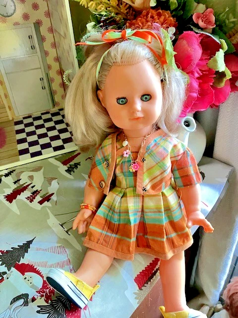 KIT VÊTEMENTS POUR poupée Modes et Travaux Emilie juillet 23 EUR 10,00