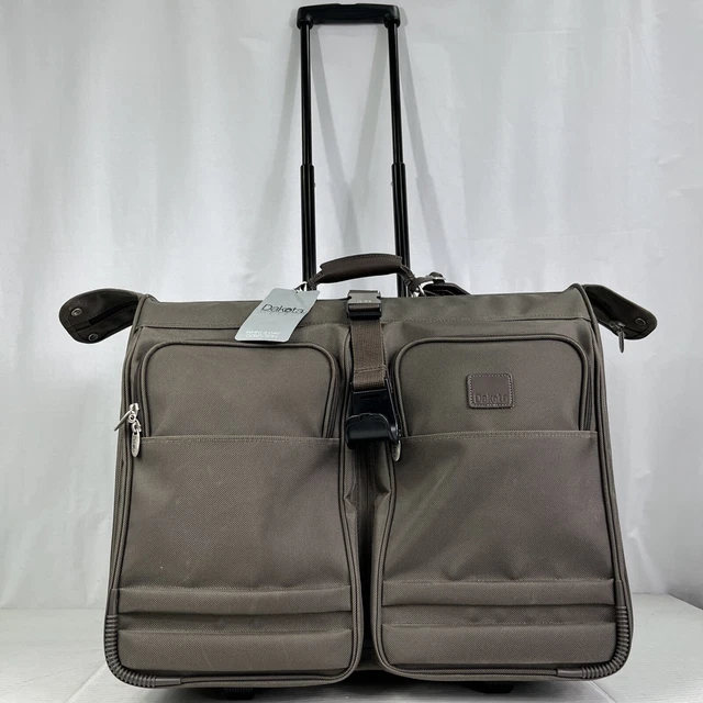 Preowned Dakota Metro by Tumi Brown 24” Upright Wheeled StowAway Suitor Suitcase