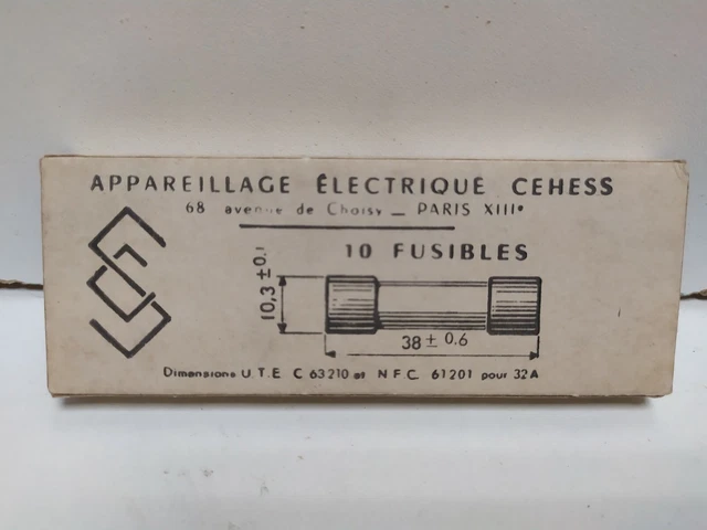 Boîte de 10 fusibles verre référence D20K-25 (25A)