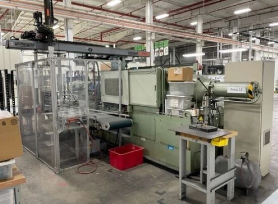 3 available 1993/1994 Nissei 183 ton presses