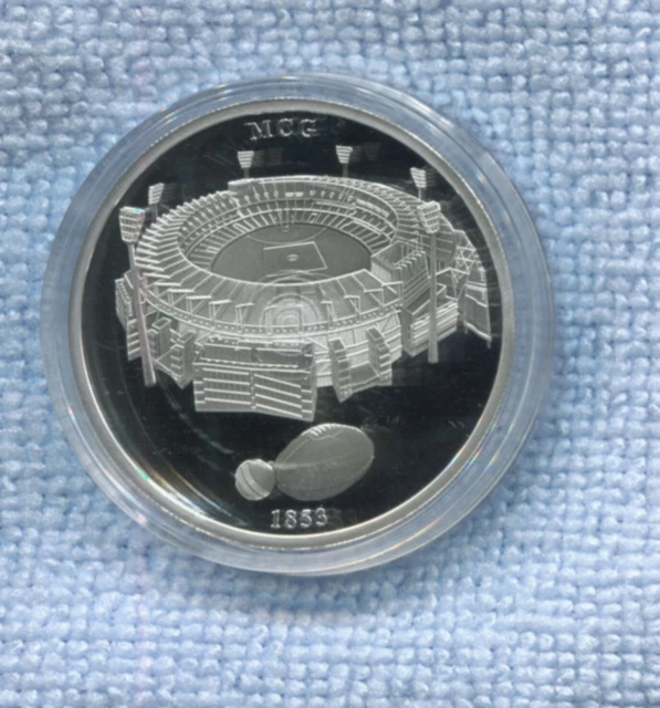 MCG MELBOURNE CRICKET GROUND 1853 Medal 175 Years of Melbourne G-752