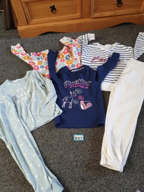 Girls 5-6 Years Play Clothes Bundle (B607)
