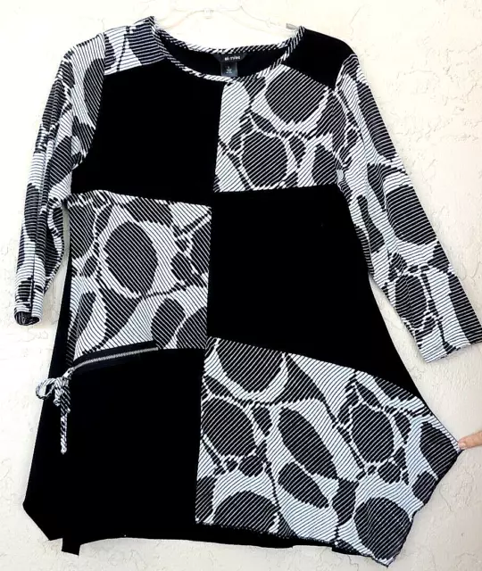 Ali Miles Sz L Artsy Black White Tunic Top Blouse Zip Faux Pocket 12 14 Asymmetr