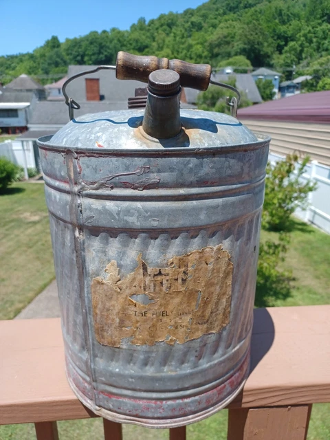 Old Vintage Daisy Top 5 Gallon Galvanized Metal Gas Can Sign Mancave