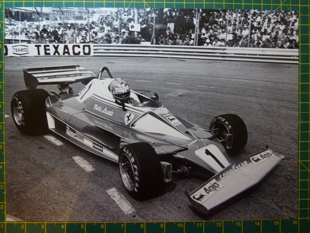 FORMULA ONE 1976 CLASSIC GRAND PRIX SCALEXTRIC REF C2558A