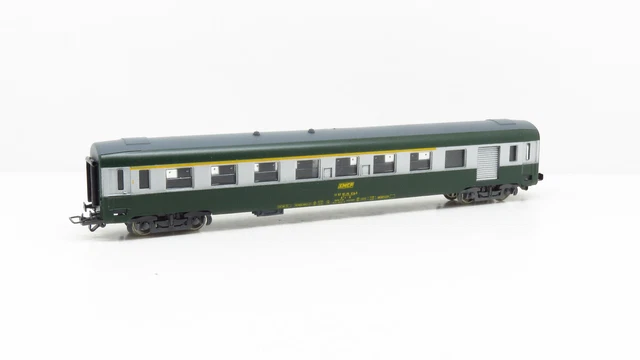 Lot De 2 Wagons Voyageurs Jouef - Voitures Couchettes 1ère Classe Vertes - Occasion