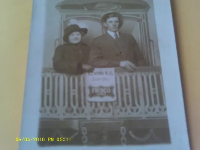 1910s RPPC POSTCARD RAILROAD RR TRAIN CABOOSE FRISCO LINE KANSAS CITY COUPLE HAT