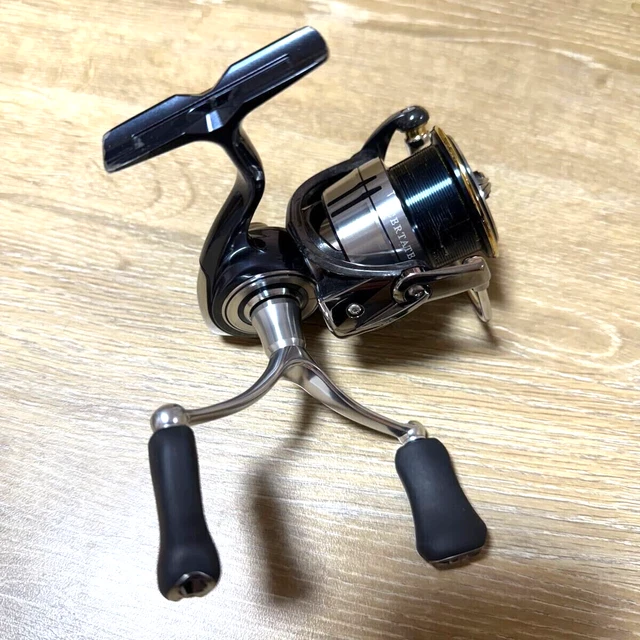 【中古品】DAIWA ‘19CERTATE LT3000 DAIWA 19 CERTATE LT3000S-CH-DH Spinning Reel Used Fishing