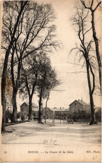 CPA NOYON - Le Cours et la Gare (424115)