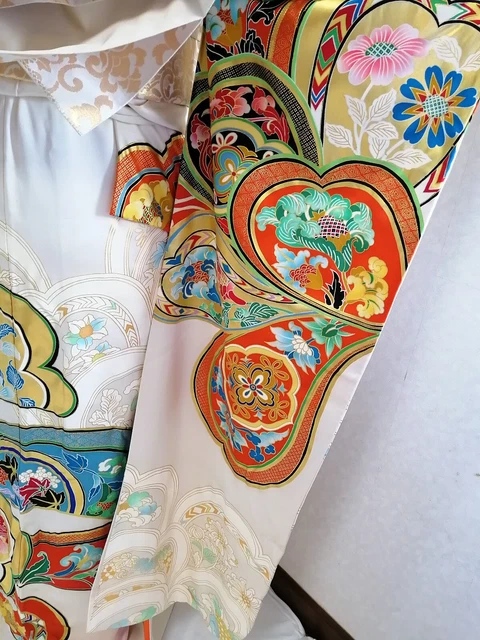 Japanese Kimono Silk FURISODE Floral Gold leaf Embroidery White kimono only 7