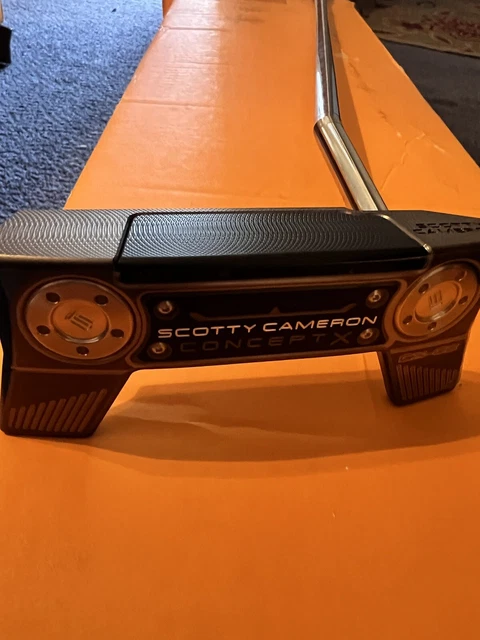 Titleist 2018 Scotty Cameron Concept CX-02 34" Putter Right with Box and Cover Titleist 2018 Scotty Cameron Concept CX-02 34" Putter Right with Box and Cover