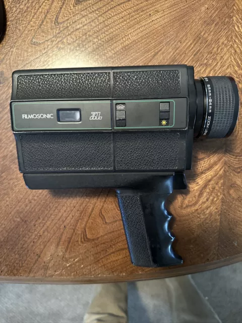 Bell & Howell Model 1225 Sound Star Filmosonic XL Super 8 Camera Untested