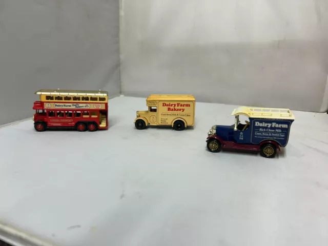 Lledo Dairy Farm Promotional Die Cast Model Vans & Bus