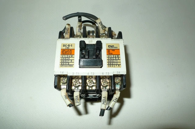 Fuji Electric SC-5-1 Magnetic Contactor
