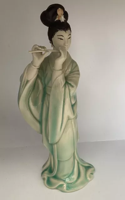 Beautiful vintage Chinese Geisha Girl Lady figurine** MeiTao** playing a flute