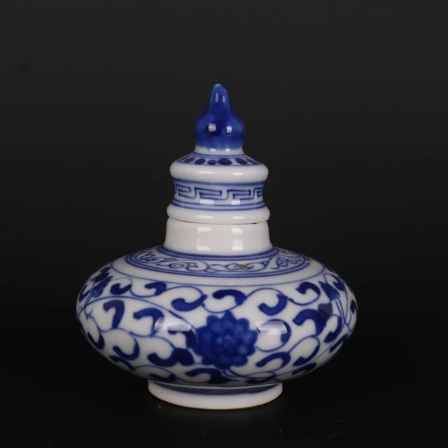Chinese Blue and White Porcelain Jar Qing Qianlong Lotus Pattern Pot 2.99 inch