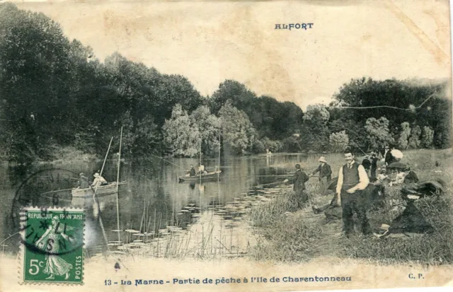 MAISONS ALFORT La Marne card fishing party on the island of Charentonneau in Alfort