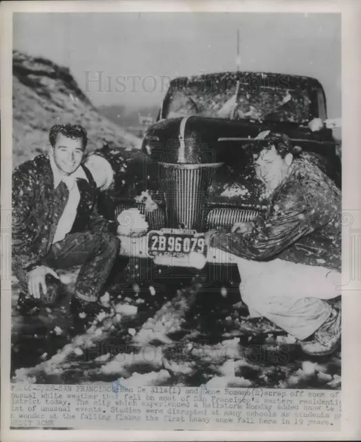 1951 Press Photo Ben De Alla, Gene Romano in hailstorm & snow in San Francisco