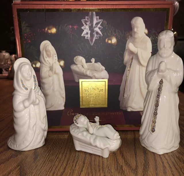 Lenox The Holy Family China Jewels Collection Nativity Set Christmas w/star