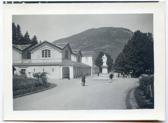Tirage Albuminé Vintage - Vue De Luchon, La Tour De Castel-Vieil (France) - Circa 1890, Format 12x18 Cm