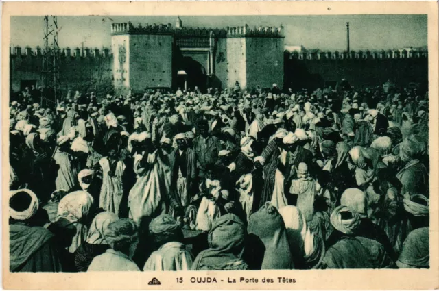 CPA AK MAROC OUJDA La Porte des Tetes (1359054)