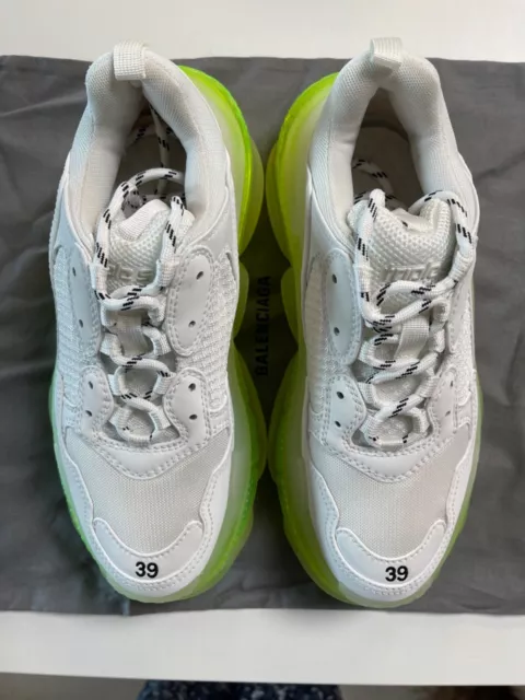 Triple s blanche semelle on sale transparente