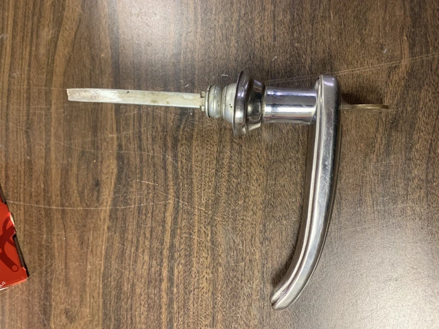1930’s DOOR HANDLE WITH KEY GM FORD CHRYSLER
